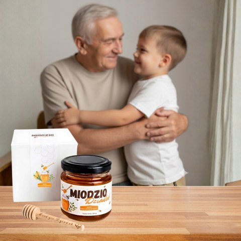 PREZENT NA DZIEŃ BABCI I DZIADKA MIÓD WIELOKWIATOWY 250G Z ŁYŻECZKĄ GRAWER